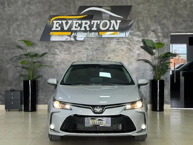 Carro Toyota Corolla 2025 XEi 2.0 Flex