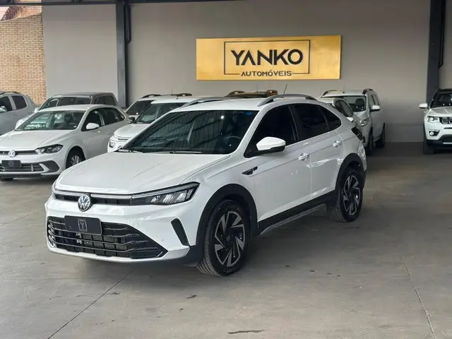 Carro Volkswagen Nivus 2025 Highline 200 TSI