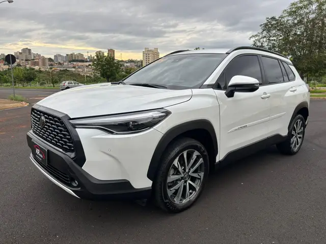 Carro Toyota Corolla Cross 2024 XRE 2.0