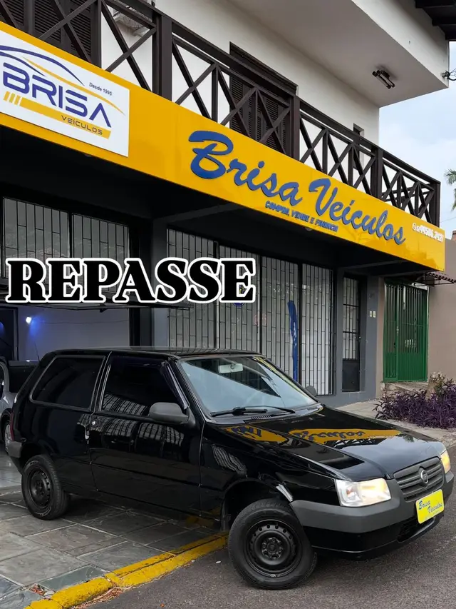 Carro Fiat Uno Mille 2013 Fire Economy 1.0 (Flex) 2p