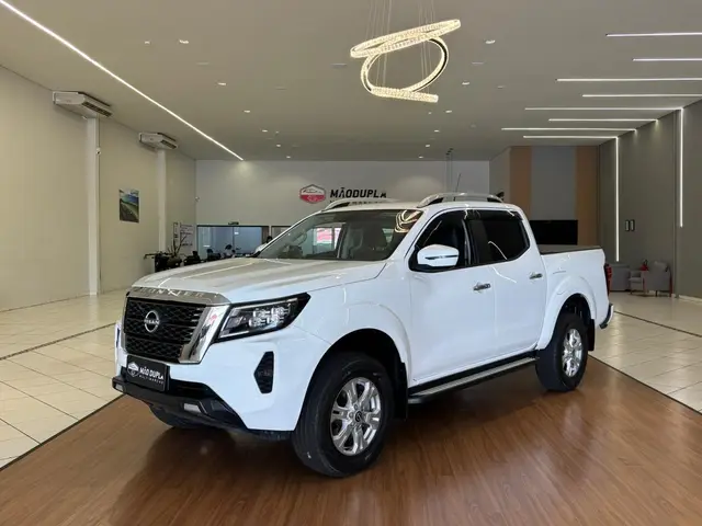 Carro Nissan Frontier 2025 XE 2.3 Turbo 4x4