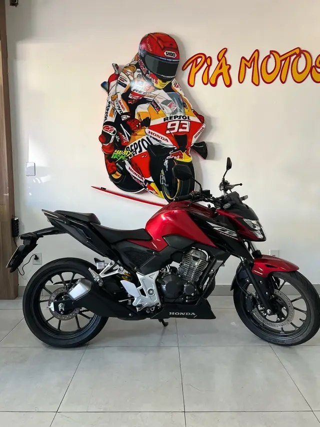 Moto Honda CB 300F Twister 2025 (ABS)