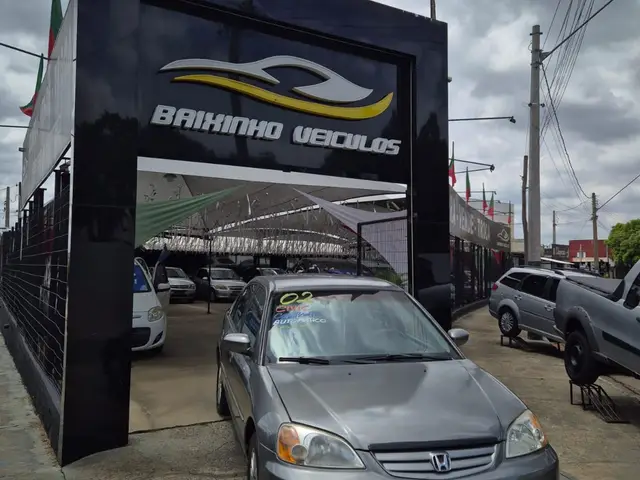 Carro Honda Civic 2002 Sedan EX 1.7 16V (Aut)