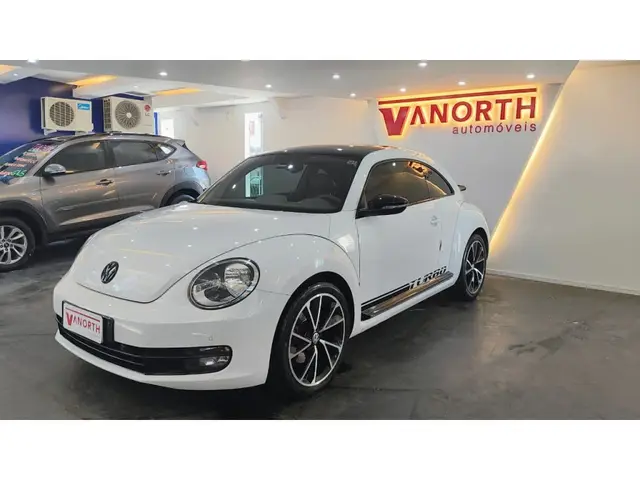 Carro Volkswagen Fusca 2015 2.0 TSi DSG