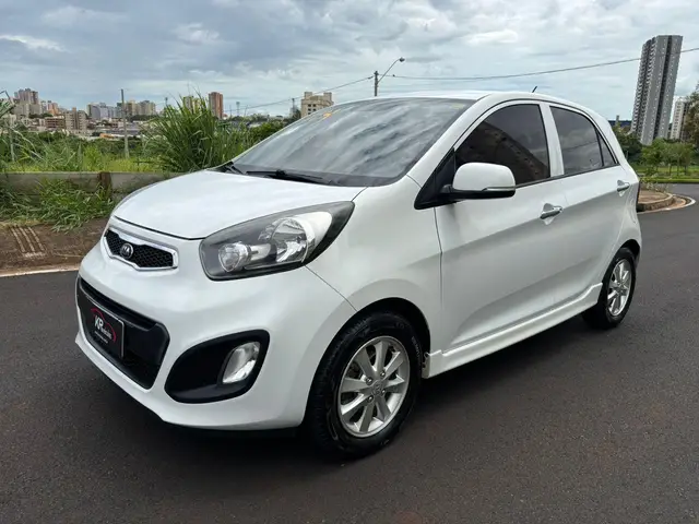 Carro Kia Picanto 2014 1.0 (Aut) (Flex) J368