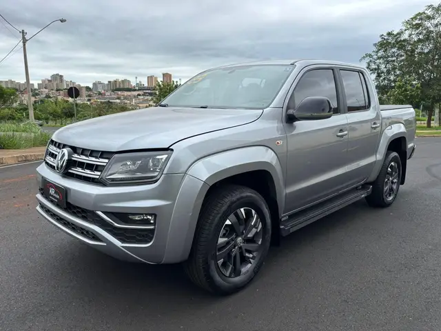 Carro Volkswagen Amarok 2023 Highline 3.0 CD 4x4 TDi (Aut)