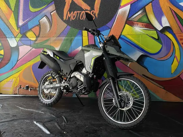 Moto Yamaha XTZ 250 Lander 2025 Connected