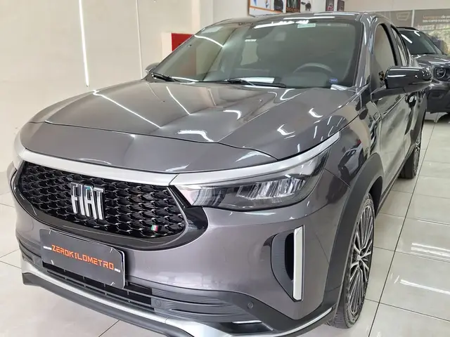 Carro Fiat Fastback 2024 Limited Edition Powered by Abarth