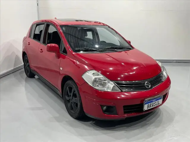 Carro Nissan Tiida 2011 SL 1.8 (flex) (aut)
