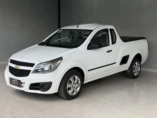 Carro Chevrolet Montana Combo 2013 LS 1.4 (Flex)