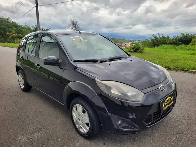 Carro Ford Fiesta Hatch 2013 SE Rocam 1.6 (Flex)