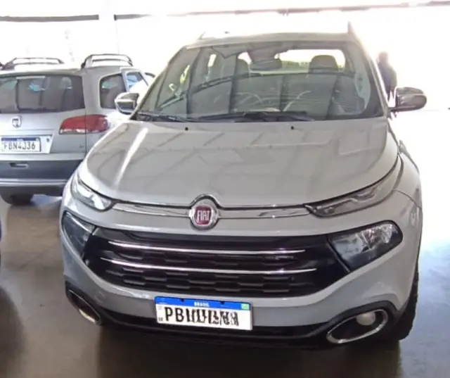 Carro Fiat Toro 2019 Volcano 2.0 diesel AT9 4x4
