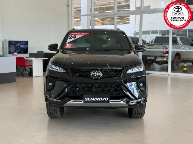 Carro Toyota SW4 2024 Diamond  2.8 Turbodiesel 4x4 (Aut.)