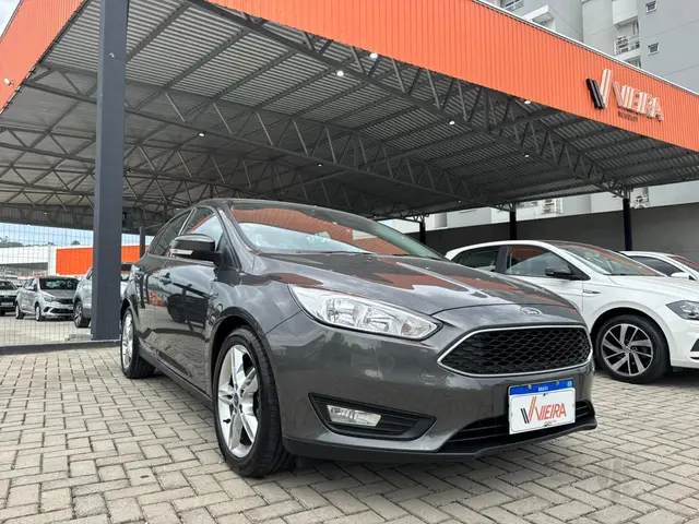 Carro Ford Focus Sedan 2019 Focus Fastback SE 2.0 PowerShift