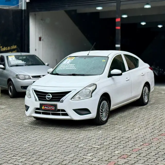 Carro Nissan Versa 2017 1.6 16V S FlexStart (Flex)