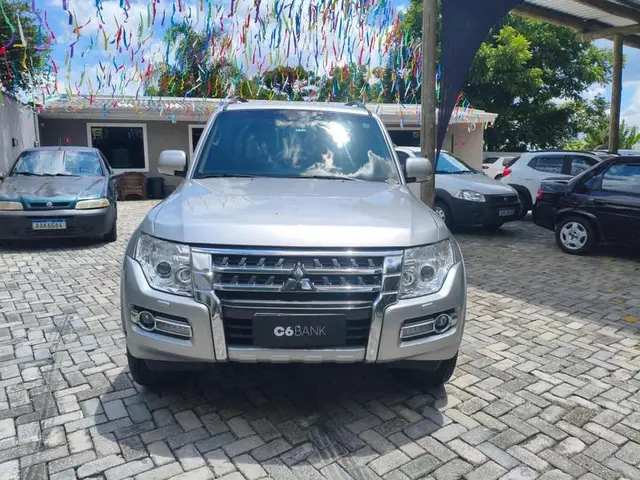 Carro Mitsubishi Pajero Full 2020 3.2 DI-D 5D HPE 4WD