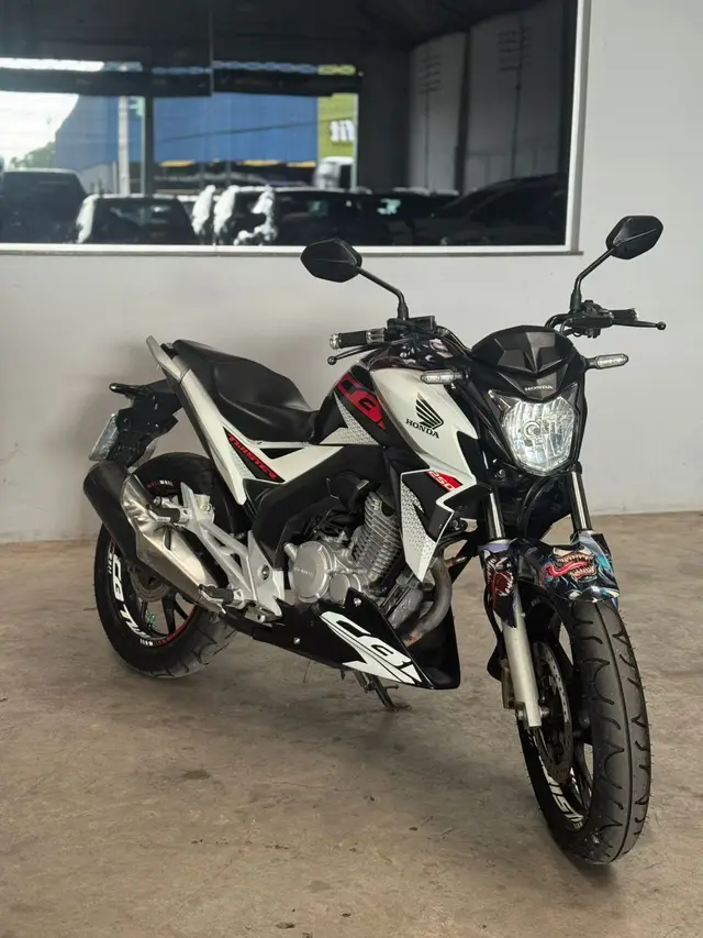 Moto Honda CB 250F Twister 2019 (ABS)