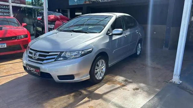 Carro Honda City 2013 DX 1.5 (Flex)
