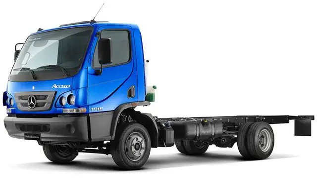 Carro Mercedes-Benz Accelo 2021 1016/46 C.EST