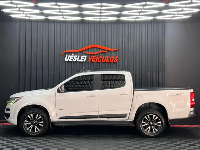 Carro Chevrolet S10 Cabine Dupla 2019 S10 2.5 ECOTEC SIDI LTZ 4WD (Cabine Dupla) (Aut)