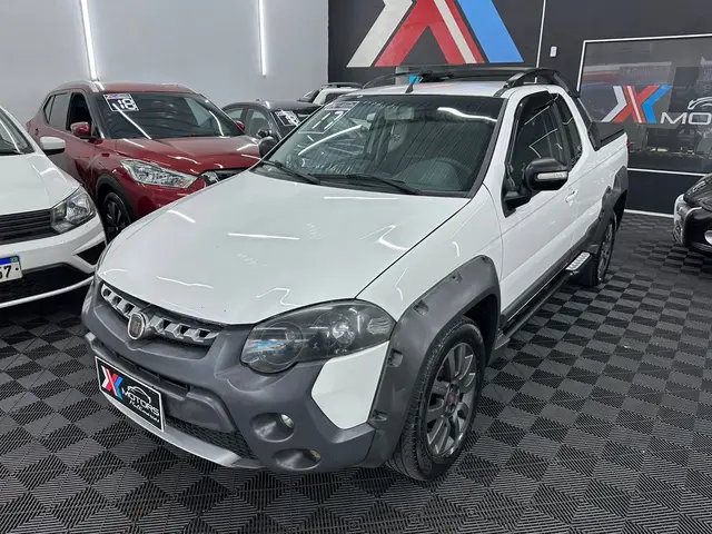 Carro Fiat Strada 2017 Adventure 1.8 16V (Flex) (Cabine Estendida)