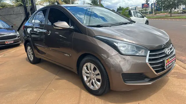 Carro Hyundai HB20S 2018 1.0 Comfort Style (Flex)