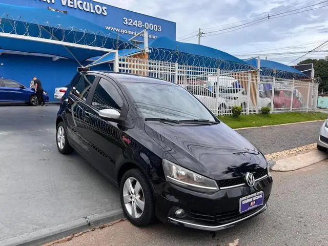 Carro Volkswagen Fox 2016 1.6 MSI Rock in Rio (Flex)