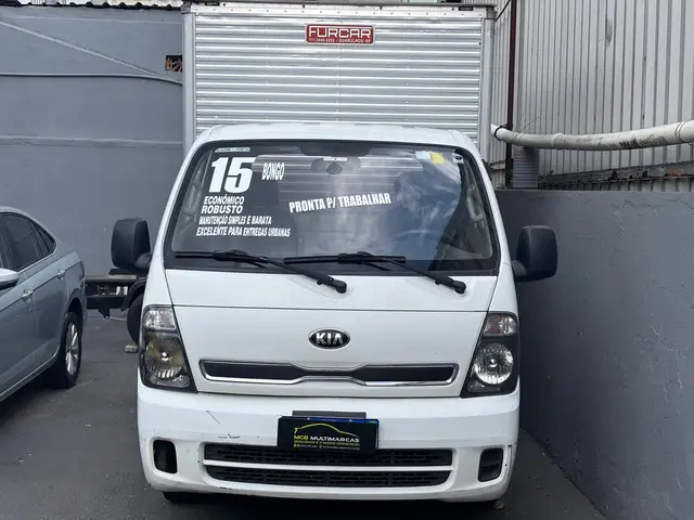 Carro Kia Bongo 2015 K2500 2.5 4x2