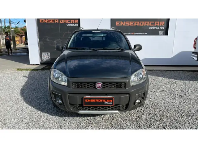 Carro Fiat Strada 2015 Working 1.4 (Flex) (Cabine Dupla)