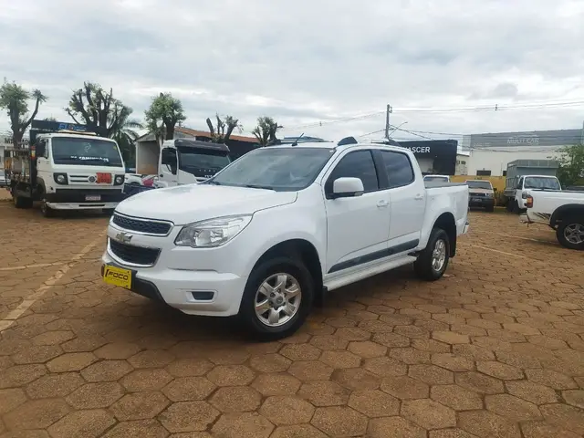 Carro Chevrolet S10 Cabine Dupla 2013 S10 LT 2.4 4x2 (Cab Dupla) (Flex)