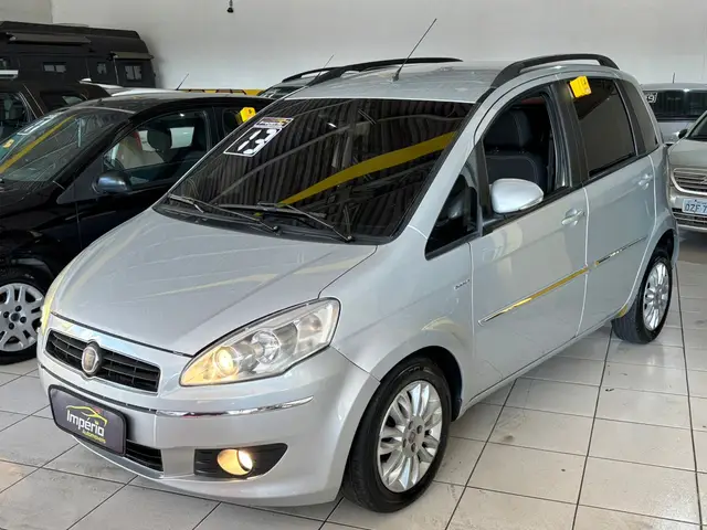Carro Fiat Idea 2013 Essence 1.6 16V E.TorQ Dualogic (Flex)