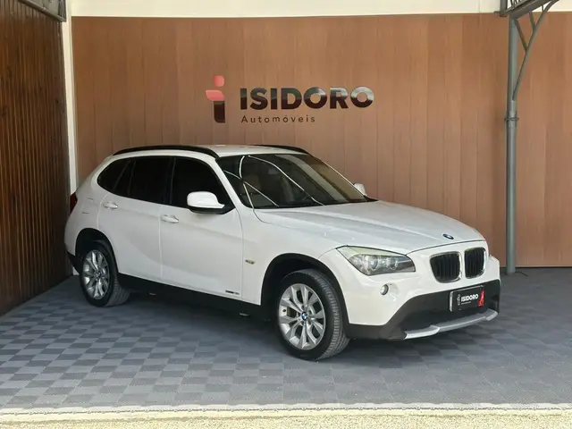 Carro BMW X1 2012 2.0 16V sDrive18i
