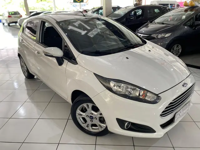 Carro Ford Fiesta Hatch 2017 SEL 1.6 16V Flex Aut. 5p - G