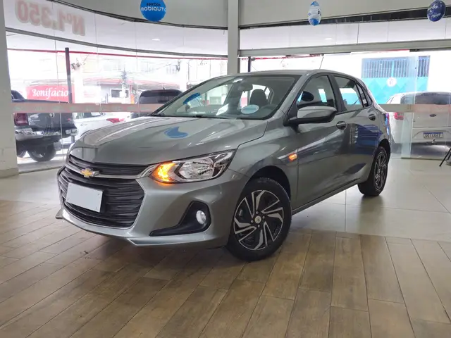 Carro Chevrolet Onix 2025 LT 1.0