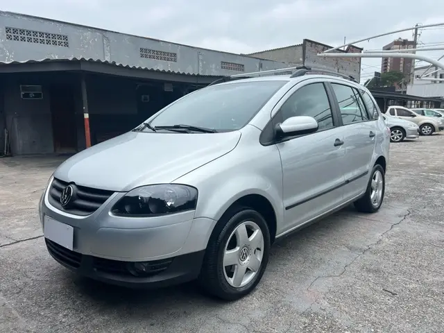 Carro Volkswagen SpaceFox 2010 Plus 1.6 8V (Flex)