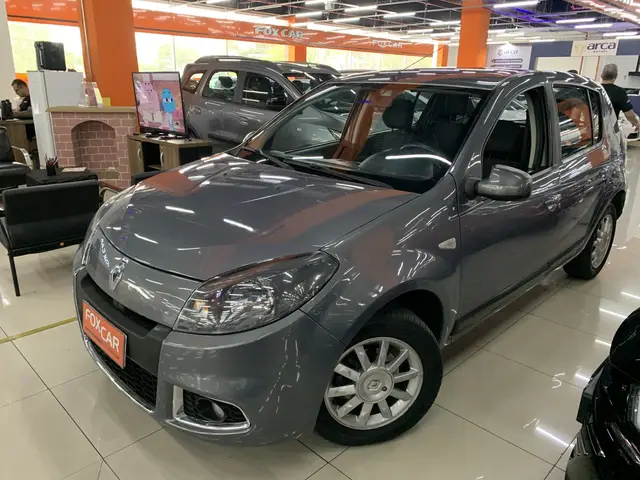 Carro Renault Sandero 2014 Privilege 1.6 16V (Flex)(aut)