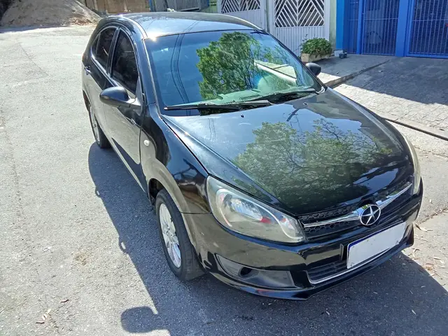 Carro JAC J3 2015 1.5 16V VVT S Jet Flex