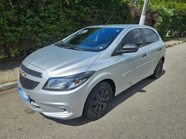 Carro Chevrolet Onix 2019 1.0 Joy SPE/4