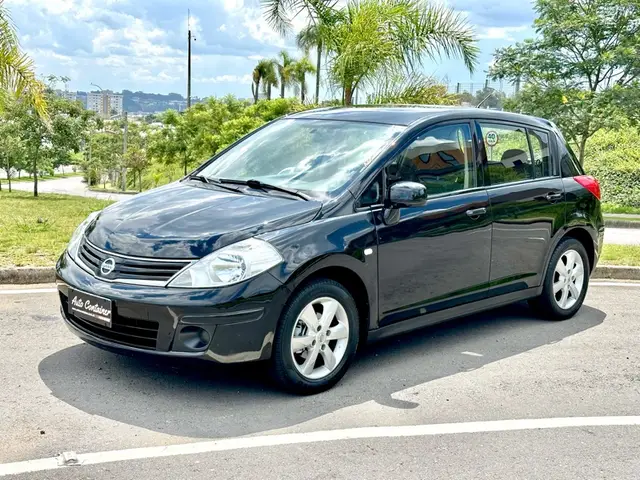 Carro Nissan Tiida 2013 S 1.8 (flex)