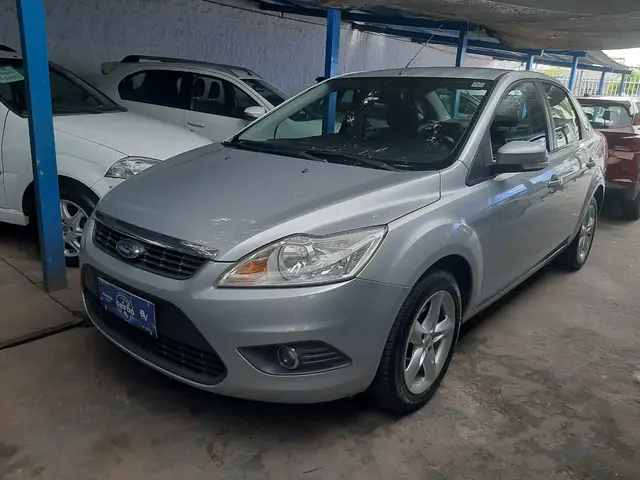 Carro Ford Focus Sedan 2010 GLX 2.0 16V (Flex)
