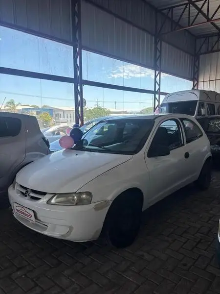 Carro Chevrolet Celta 2001 1.0