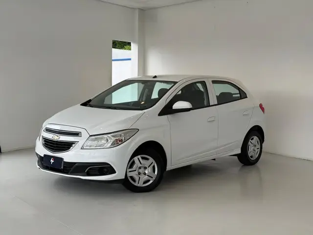 Carro Chevrolet Onix 2014 1.0 LT SPE/4
