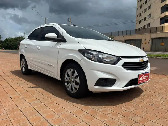 Carro Chevrolet Prisma 2017 1.4 LT SPE/4