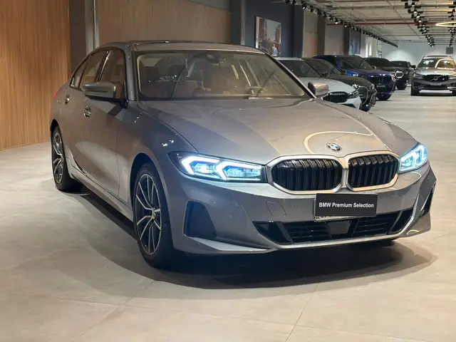 Carro BMW 320i 2026 Sport GP 2.0 Turbo (Aut.)