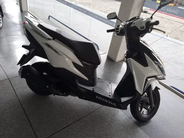 Moto Honda Elite 125 2022 CBS