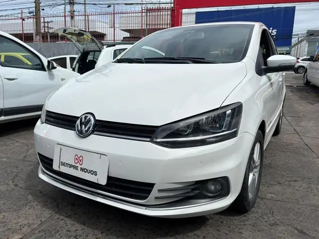 Carro Volkswagen Fox 2015 1.0 TEC Comfortline (Flex)