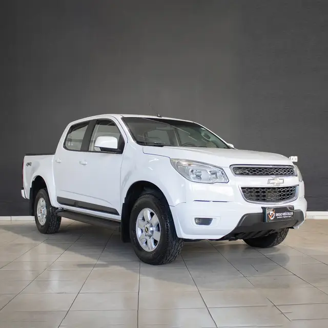 Carro Chevrolet S10 Cabine Dupla 2014 S10 2.8 CTDI LT 4WD (Cabine Dupla)