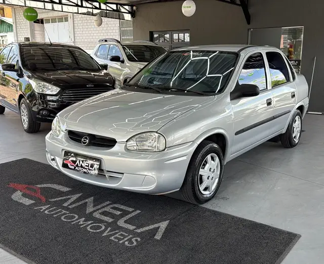 Carro Chevrolet Classic 2004 Corsa Sedan  1.0 MPFi