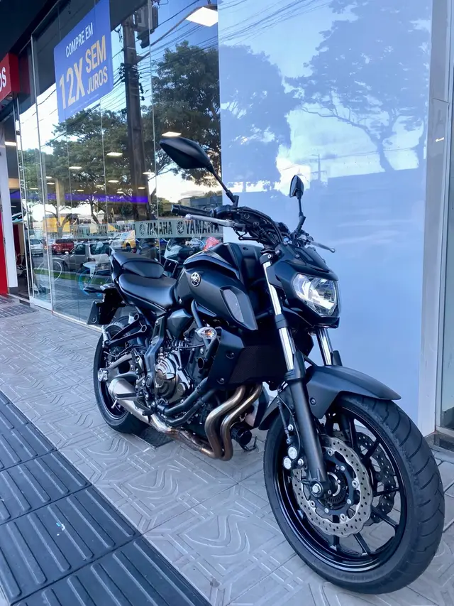 Moto Yamaha MT-07 2023 ABS