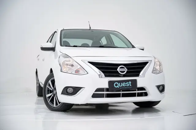 Carro Nissan Versa 2018 1.6 16V SL FlexStart CVT (Flex)